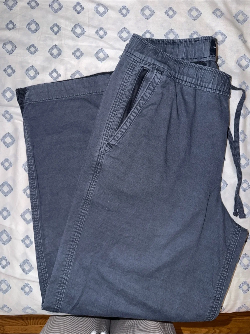 Abercrombie & Fitch Men's Sea Fade Relaxed Pull-On Pants